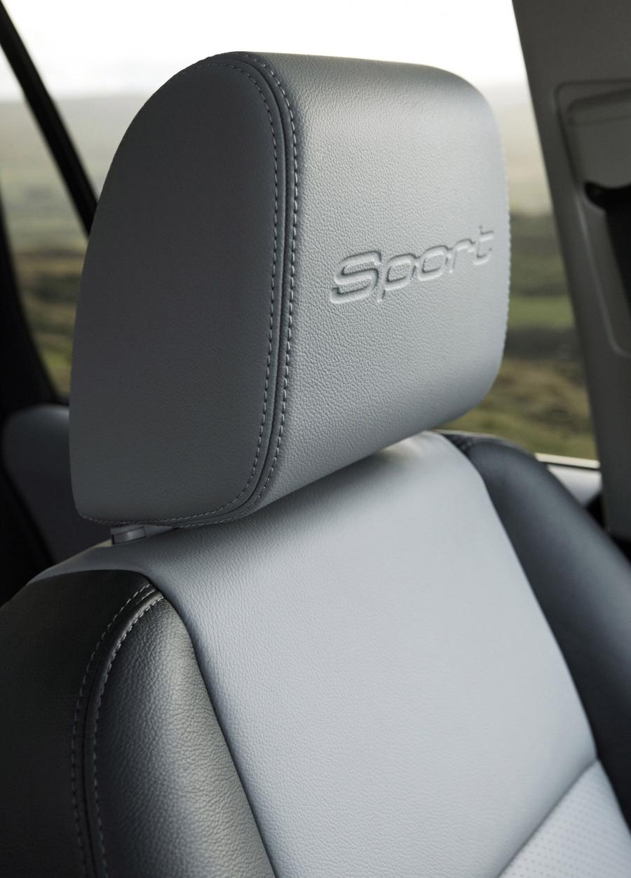  Land Rover Freelander 2 Sport 2010 года  (фото 2 из 10)